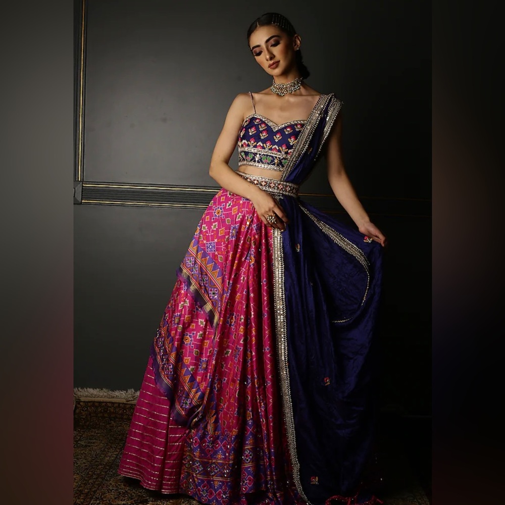 Aditi Gupta
Pink Silk Embroidered Lehenga Set purchased from Pernia’s Pop Up